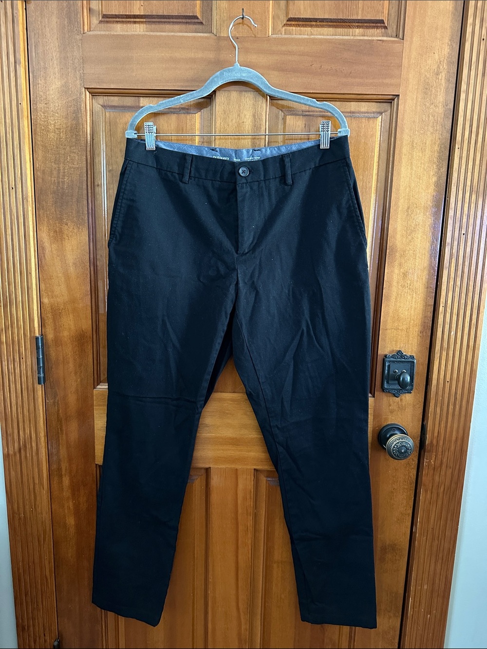 Old Navy Black Men's Chino Pants - Straight Fit